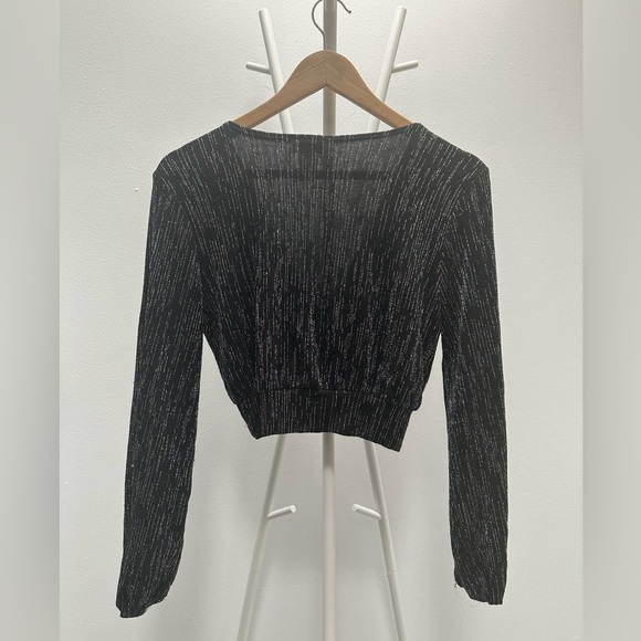 Blouse - Picture 2 of 3